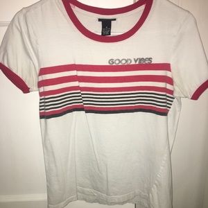 “Good Vibes” Tee-Shirt